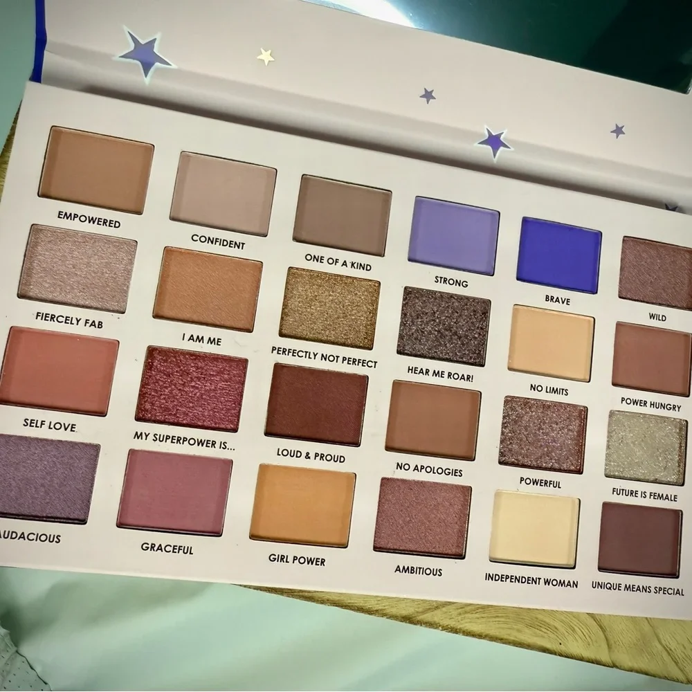 CIATÉ LONDON I‎ Am Woman V2 Eyeshadow Palette